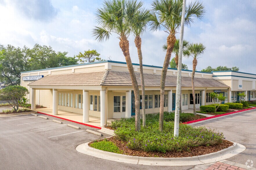 110-210 Wilshire Blvd, Casselberry, FL for rent - Primary Photo - Image 1 of 9