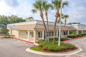 110-210 Wilshire Blvd, Casselberry, FL for rent Primary Photo- Image 1 of 10