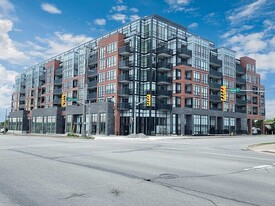 681 Yonge St #20,21, Barrie ON L9J0K1 - Commercial Property