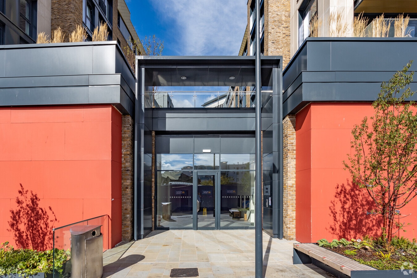 Redcliff St Bristol BS1 6LL Redcliff Quarter LoopNet UK redcliff-st-bristol-bs1-6ll-redcliff-quarter-loopnet-uk