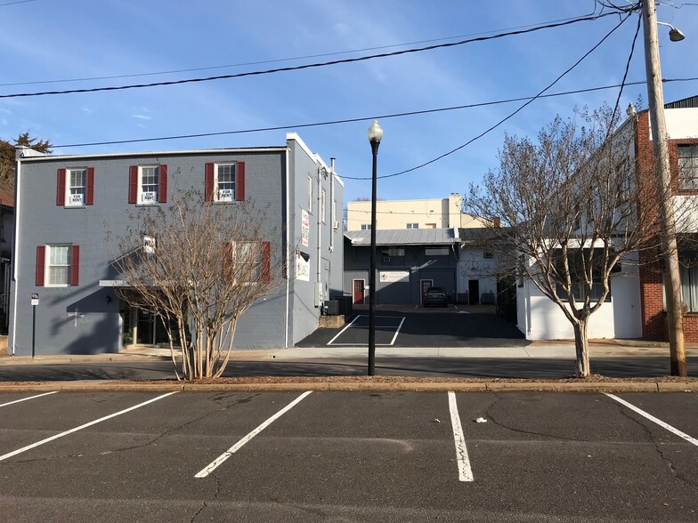 128-130 W Culpeper St, Culpeper, VA for rent - Building Photo - Image 1 of 9