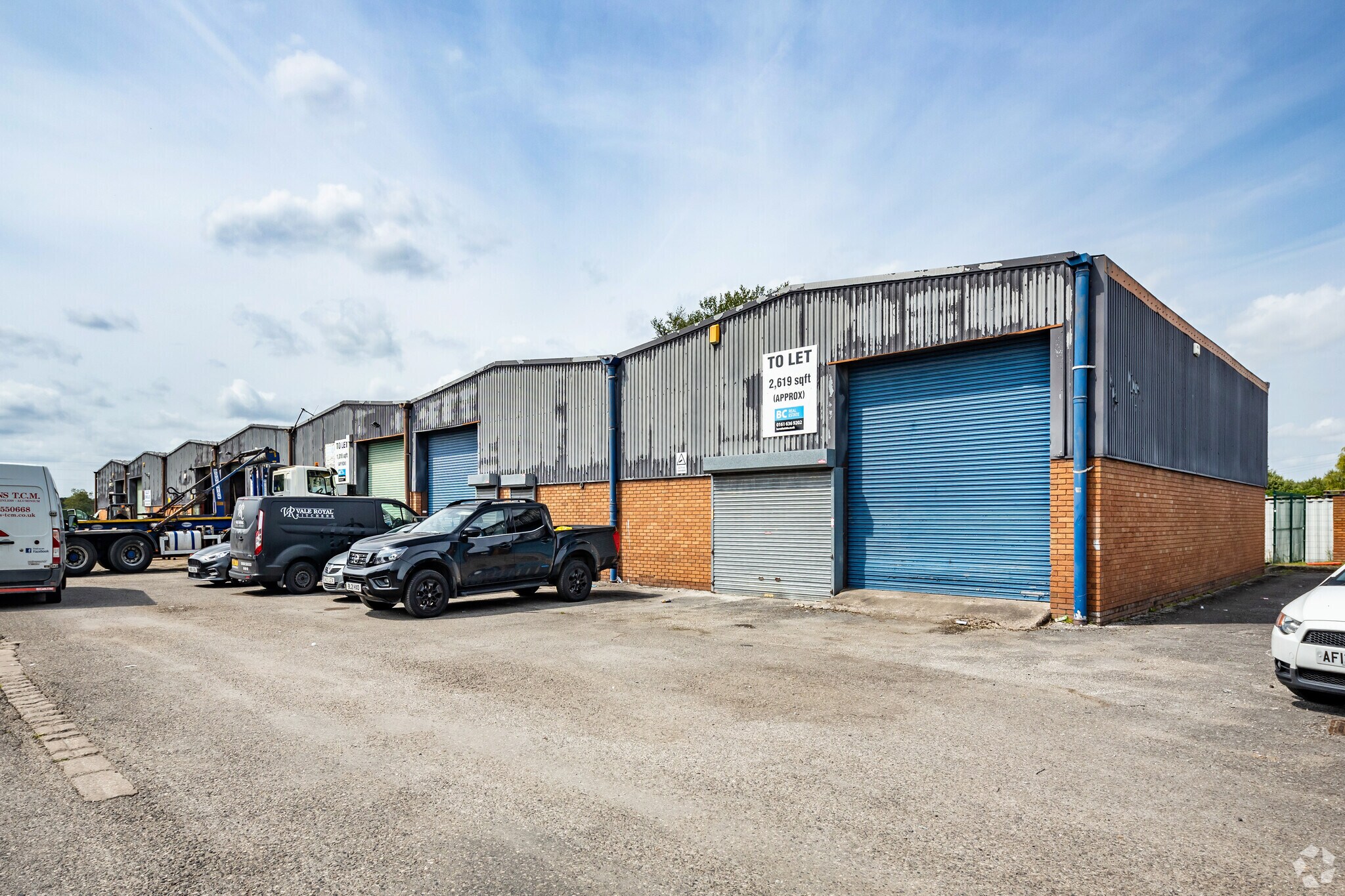 Road Three, Winsford to rent Primary Photo- Image 1 of 3