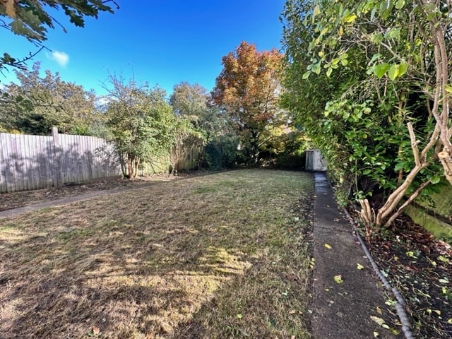 118 Station Rd, London for sale - Building Photo - Image 3 of 5