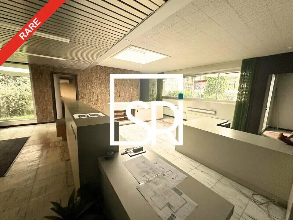 Location Bureaux 280 m² - Photo 1
