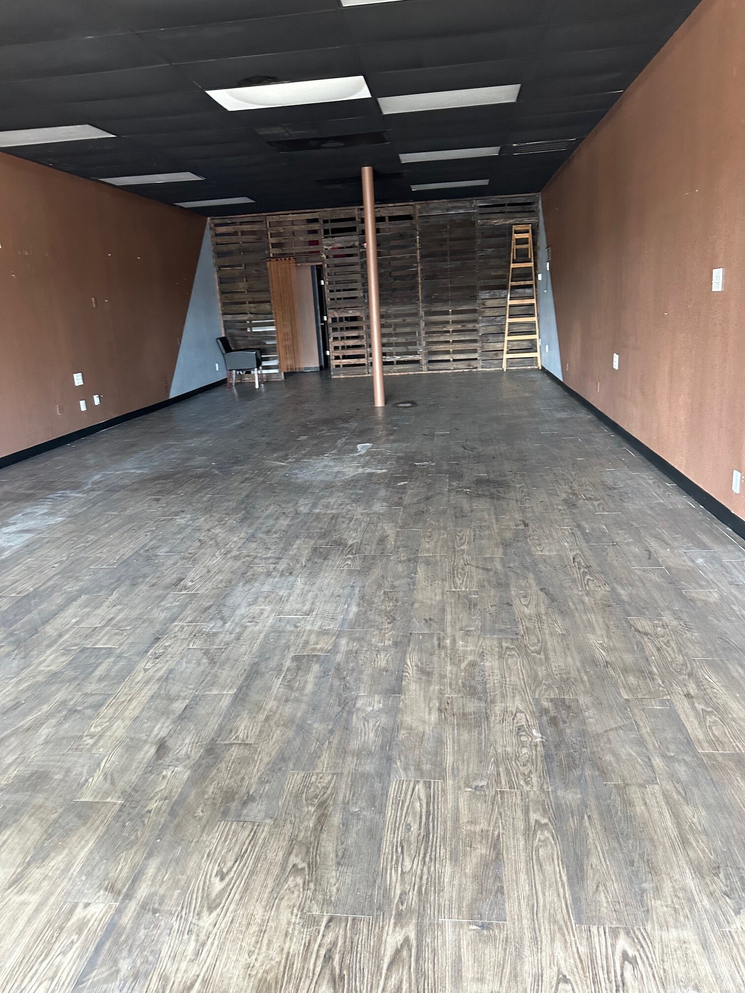 2801-2853 Central Dr, Bedford, TX to rent Building Photo- Image 1 of 1