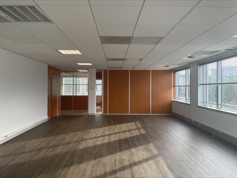 Office in Villepinte to rent - Interior Photo - Image 3 of 5