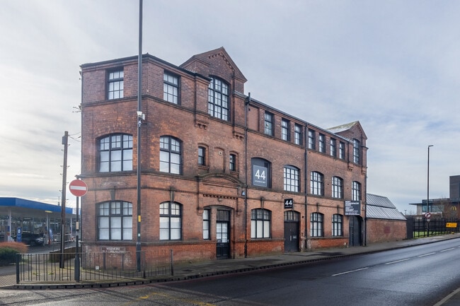More details for 44 Littleton St, Walsall - Office, Retail to Rent