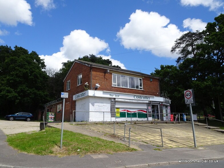 2 Belben Rd, Poole for sale - Primary Photo - Image 1 of 1