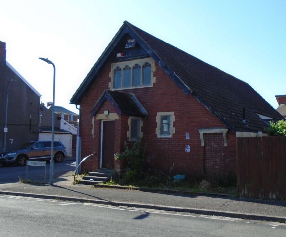 10 Phyllis St, Barry for sale Primary Photo- Image 1 of 2