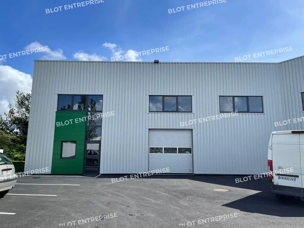Vente Local d'activités 273 m² - Photo 1