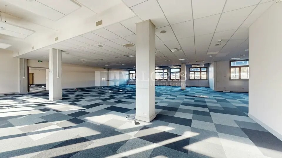 Office in Lyon to rent Interior Photo- Image 1 of 7