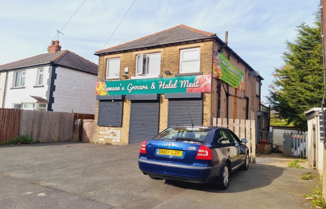 More details for 21 Woodale Av, Bradford - Retail to Rent