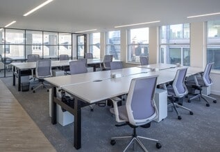 27 St James's St, London to rent Interior Photo- Image 1 of 5
