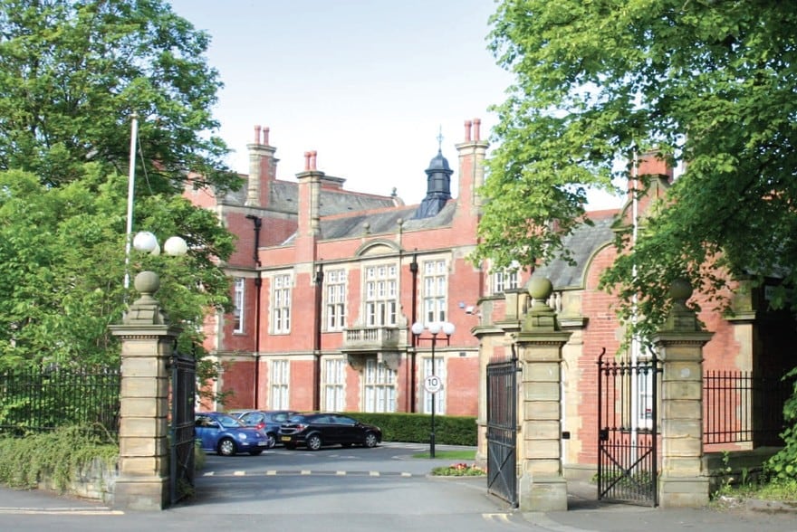 Burdon Ter, Newcastle Upon Tyne to rent - Building Photo - Image 2 of 6