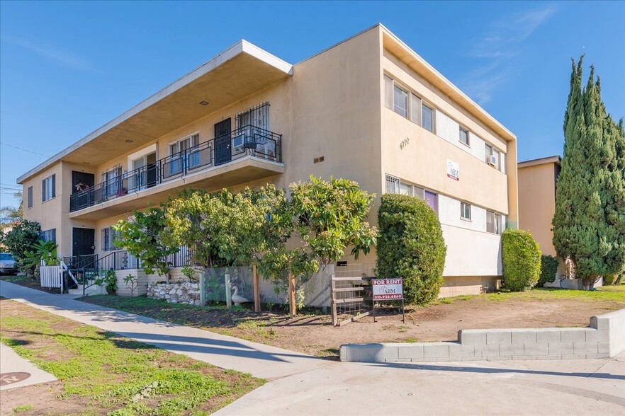 4777 San Vicente Blvd, Los Angeles, CA for sale - Primary Photo - Image 1 of 7