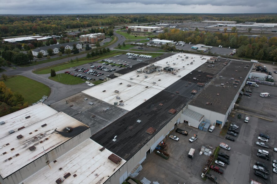 6500 New Venture Gear Dr, East Syracuse, NY for rent - Aerial - Image 1 of 3