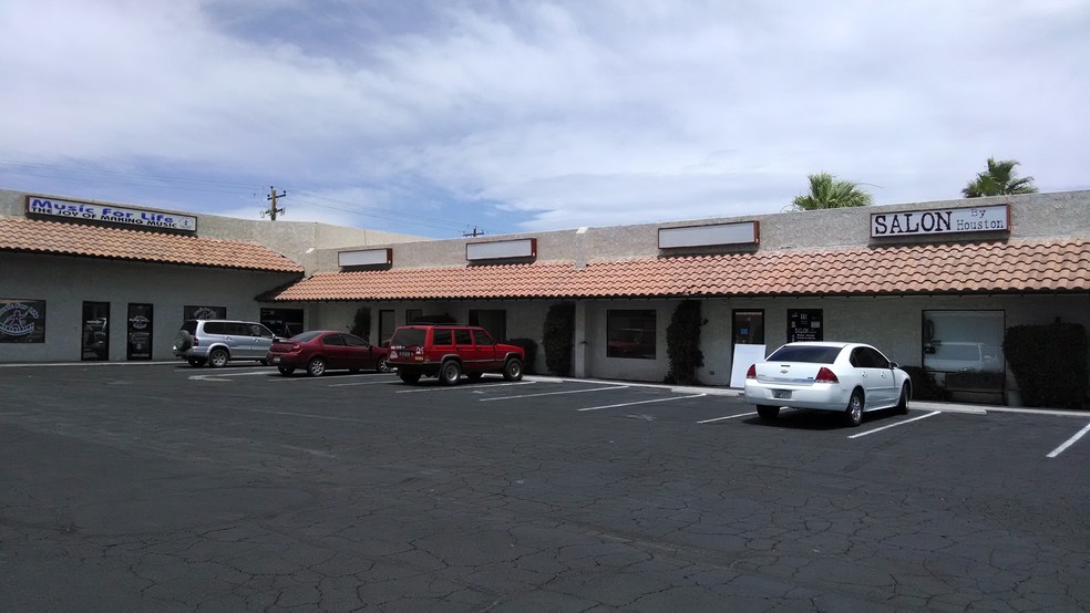 2065 Highway 95, Bullhead City, AZ for rent - Building Photo - Image 3 of 6