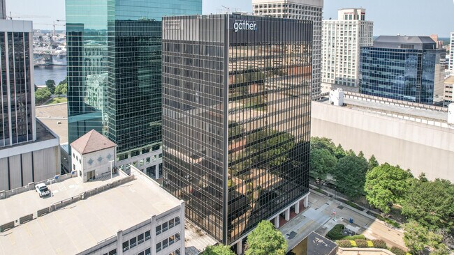 More details for 500 E Main St, Norfolk, VA - Office, Retail to Rent