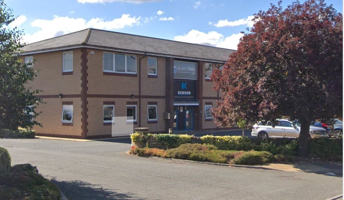 101-104 Love Ln, Cirencester to rent Building Photo- Image 1 of 8