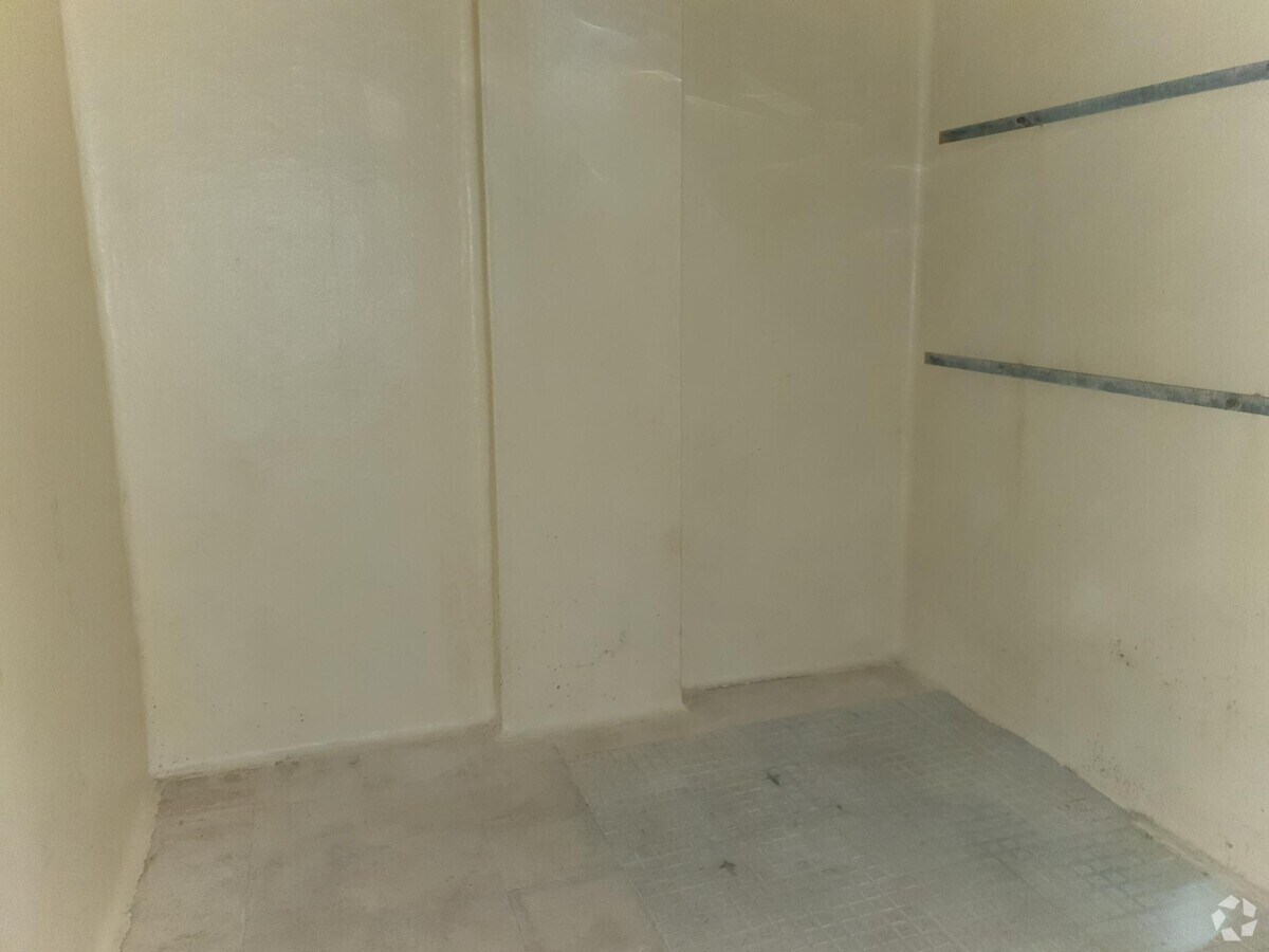 Paseo Val, 16, Alcalá de Henares, MAD 28804 - Unit Puerta 06, Esc. P - - Interior Photo - Image 2 of 4