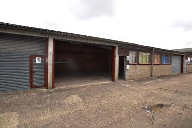 More details for Hexton Rd, Ickleford - Light Industrial to Rent