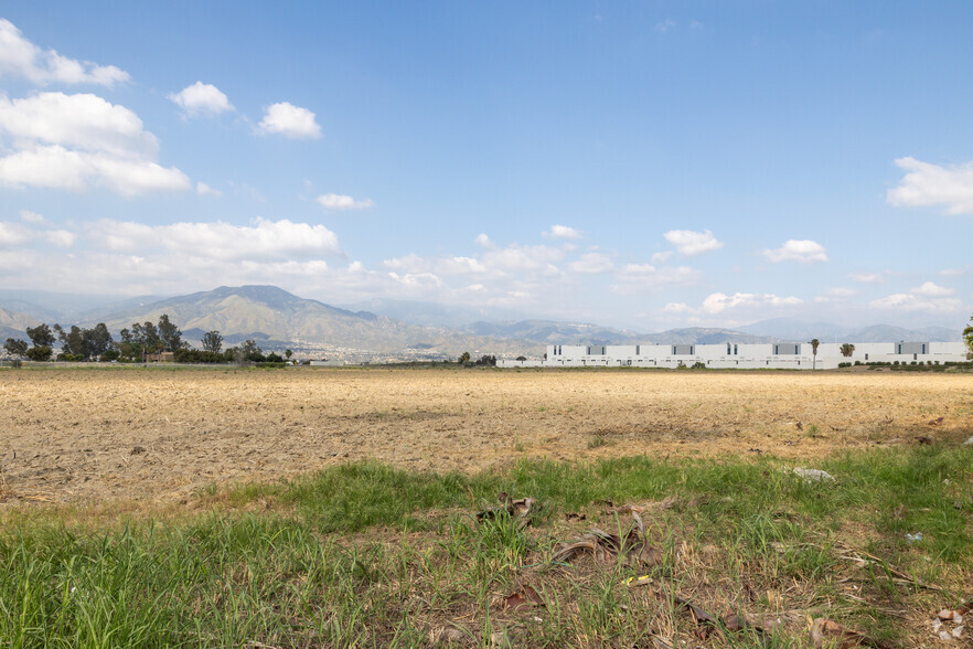 NWC Nevada St & Palmetto Ave, Redlands, CA for rent - Building Photo - Image 2 of 3