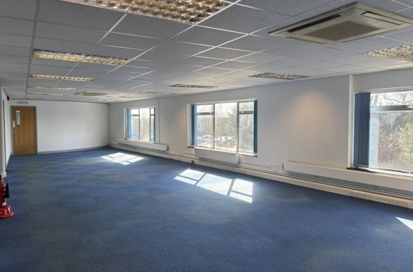 53A Crockhamwell Rd, Reading to rent Interior Photo- Image 1 of 4