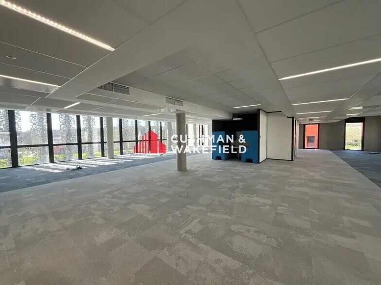 Office in Ramonville-Saint-Agne for sale - Interior Photo - Image 2 of 11