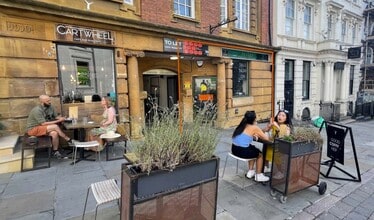 14-16 Low Pavement, Nottingham to rent Building Photo- Image 2 of 2