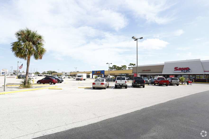 1814-1946 US Highway 19, Holiday, FL for sale - Primary Photo - Image 1 of 1