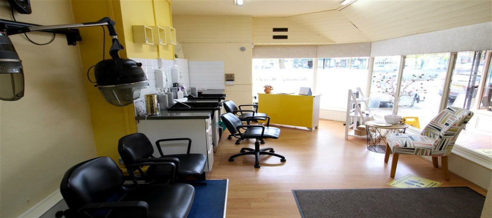 21 High St, Spilsby for sale - Interior Photo - Image 3 of 6