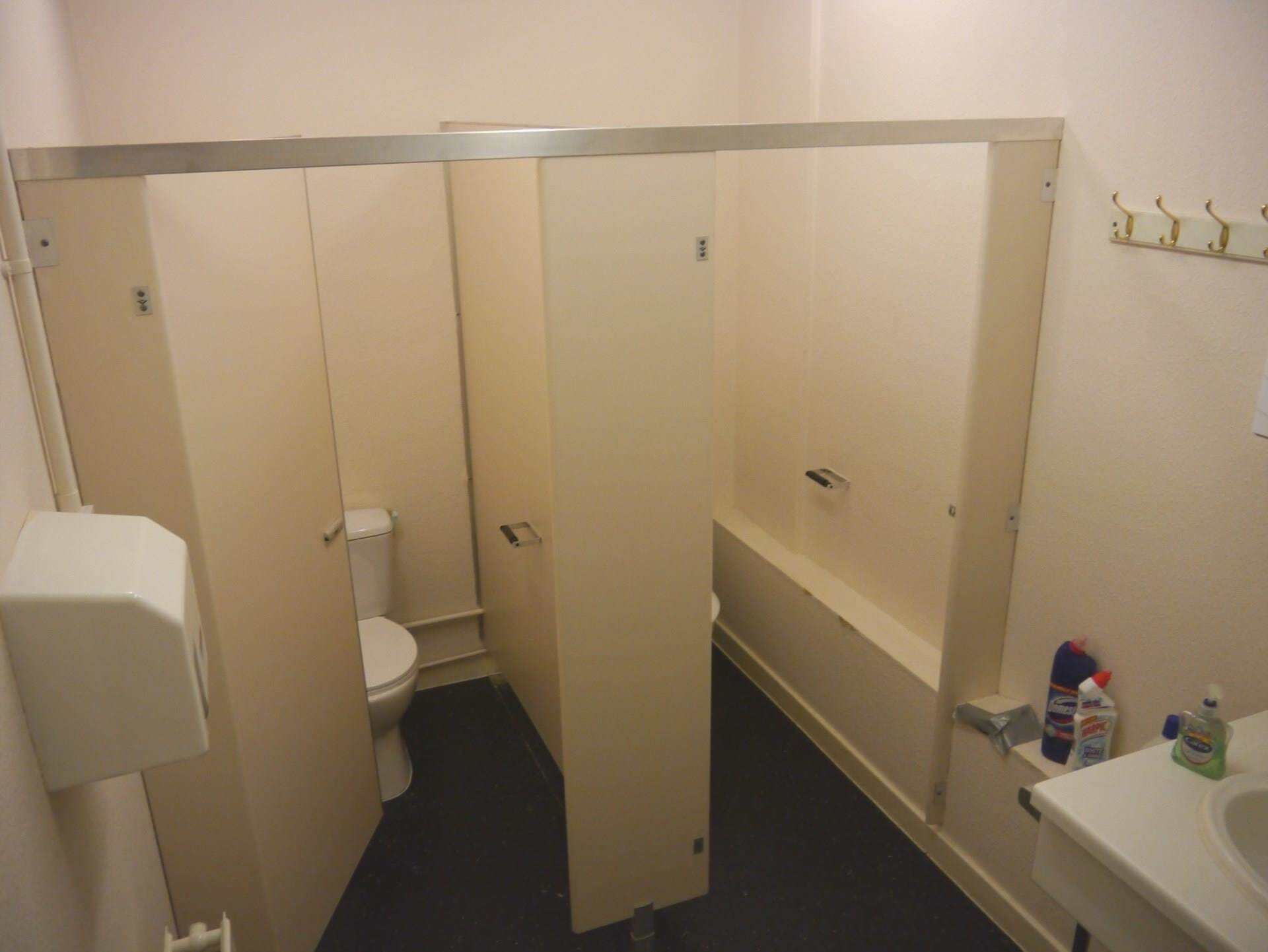 Marlowes, Hemel Hempstead to rent Interior Photo- Image 1 of 10