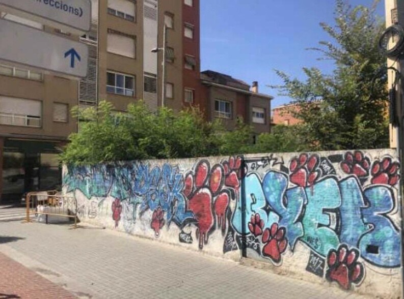 Carrer de Pau Rigalt, 75, Sabadell, Barcelona for sale - Primary Photo - Image 1 of 1
