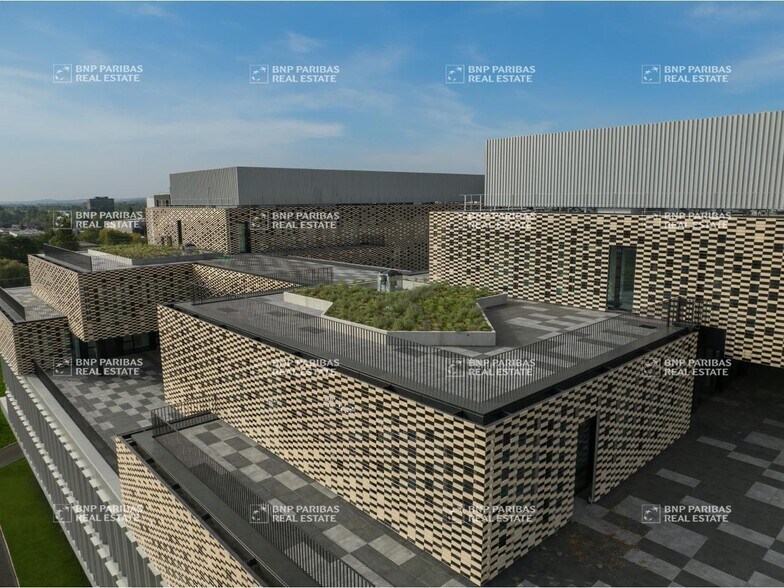 Office in Labège to rent - Building Photo - Image 2 of 38