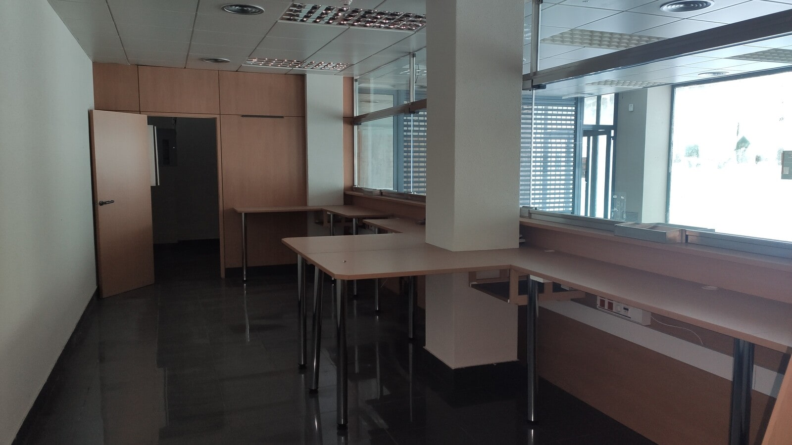 Tarragona, TAR 43007 - Unit 09 -  - Interior Photo - Image 1 of 11