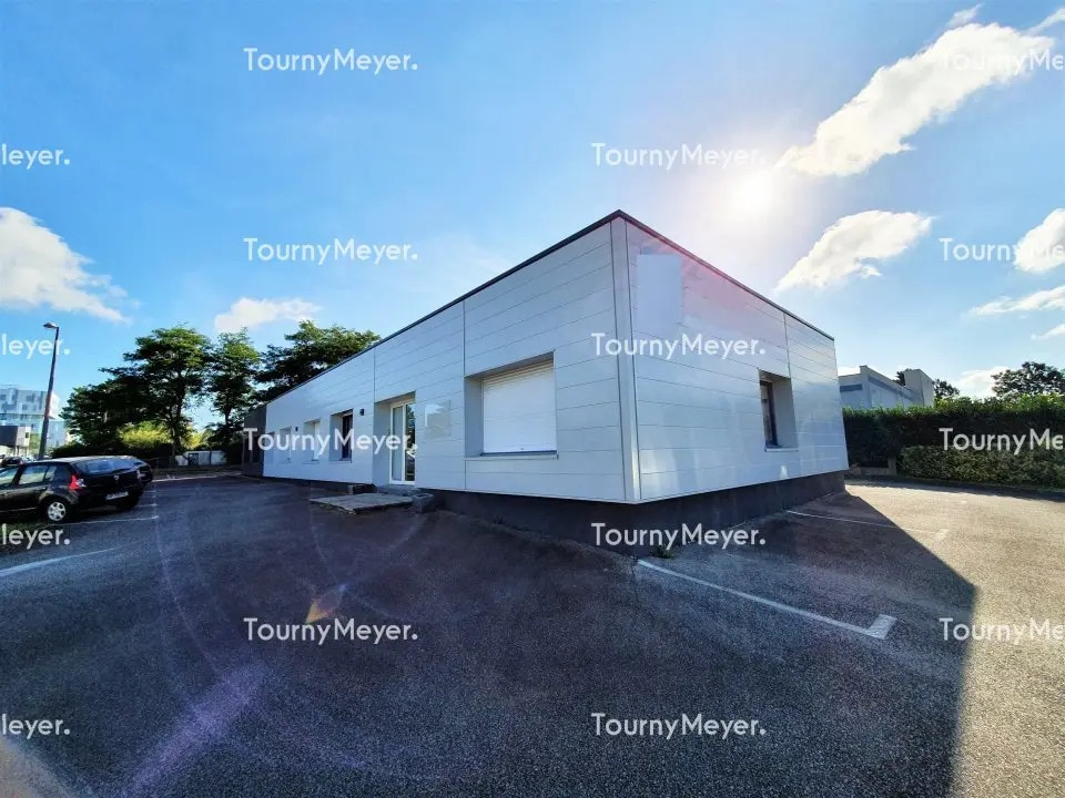 Vente Bureaux 236 m² - Photo 1