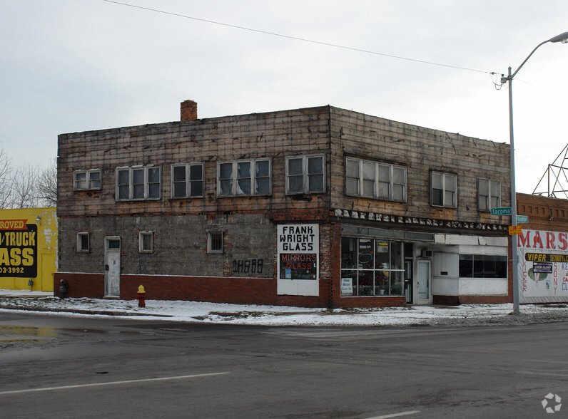 14808 Gratiot Ave, Detroit, MI for sale - Primary Photo - Image 1 of 1