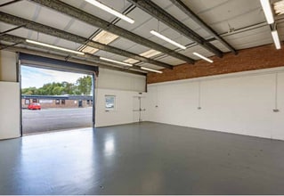 78-86 Dickson St, Dunfermline to rent Interior Photo- Image 2 of 3