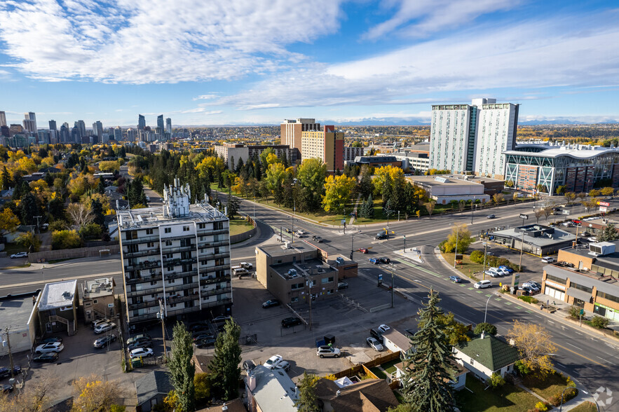 1026 16th Ave NW, Calgary, AB for rent - Aerial - Image 3 of 10