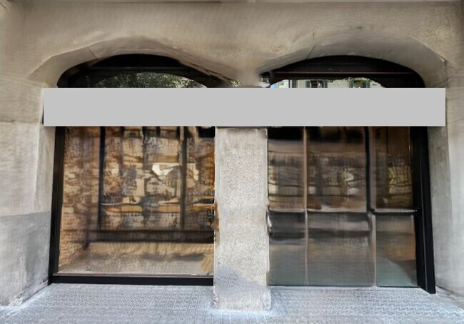 Retail in Barcelona, Barcelona to rent Interior Photo- Image 1 of 2