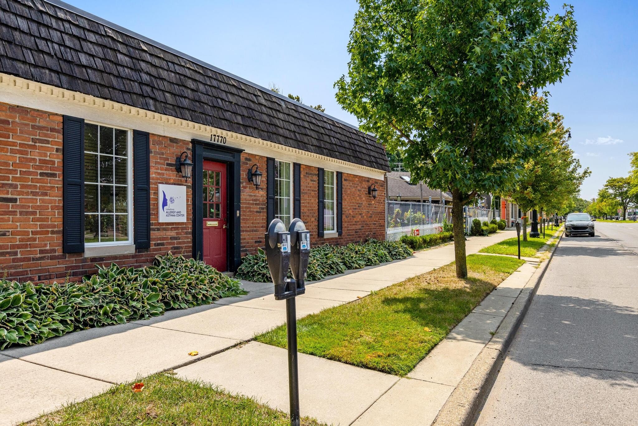 17770 Mack Ave, Grosse Pointe, MI to rent Building Photo- Image 1 of 15