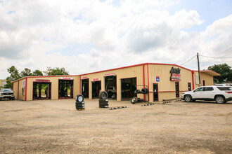 605 S Blue Bell Rd, Brenham, TX for sale Primary Photo- Image 1 of 15