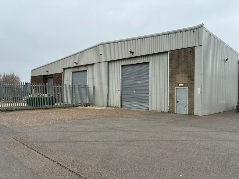 Oldmedow Rd, Kings Lynn to rent - Building Photo - Image 2 of 2