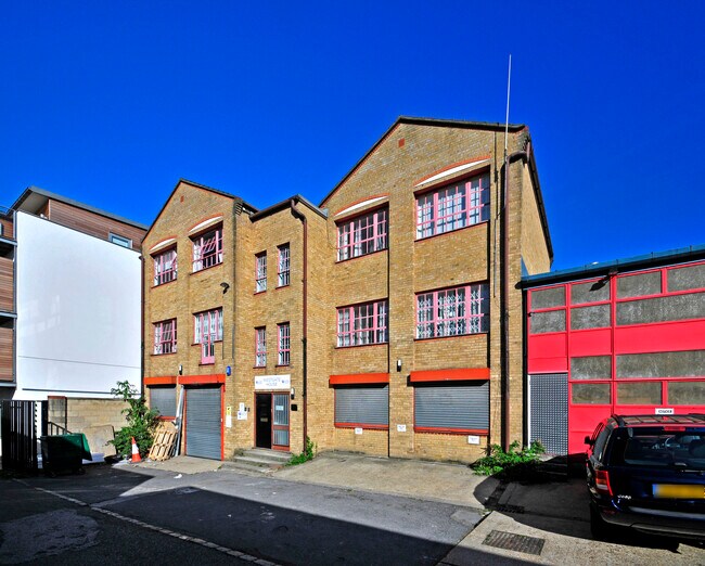 More details for 149 Roman Way, London - Office, Light Industrial to Rent