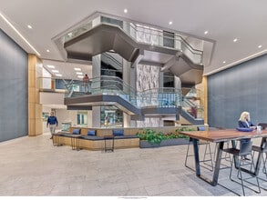 100 Berwyn Park, Berwyn, PA to rent Lobby- Image 2 of 12