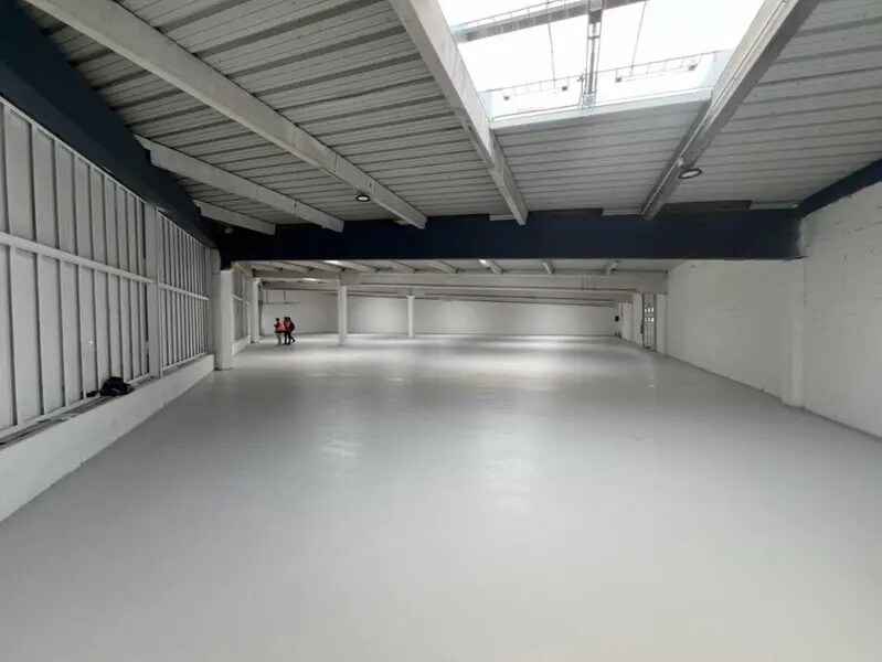 Industrial in Maurepas for sale Interior Photo- Image 1 of 2