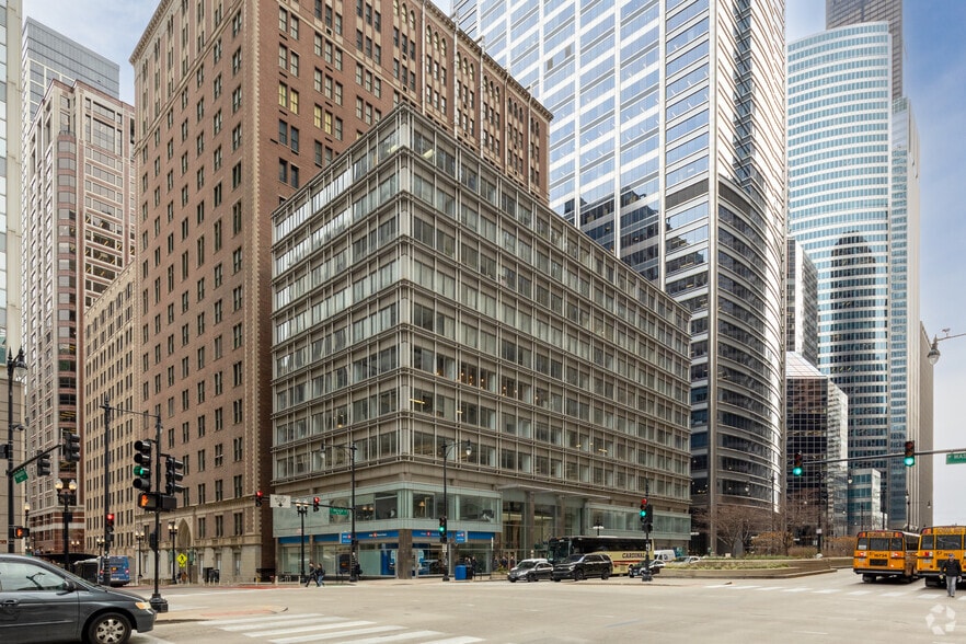 29 N Wacker Dr, Chicago, IL for rent - Building Photo - Image 2 of 4