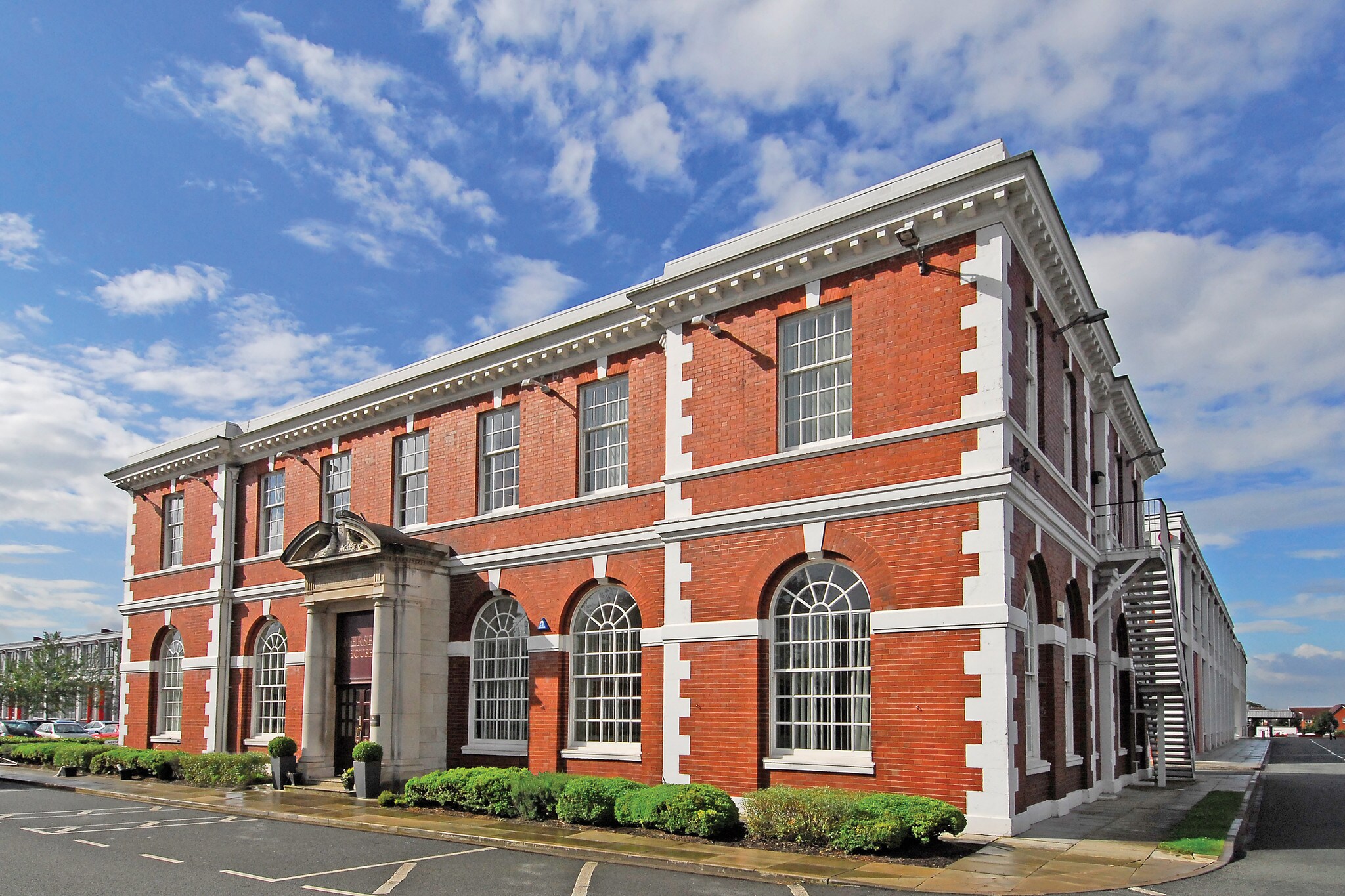 140 Speke Rd, Liverpool to rent Building Photo- Image 1 of 13