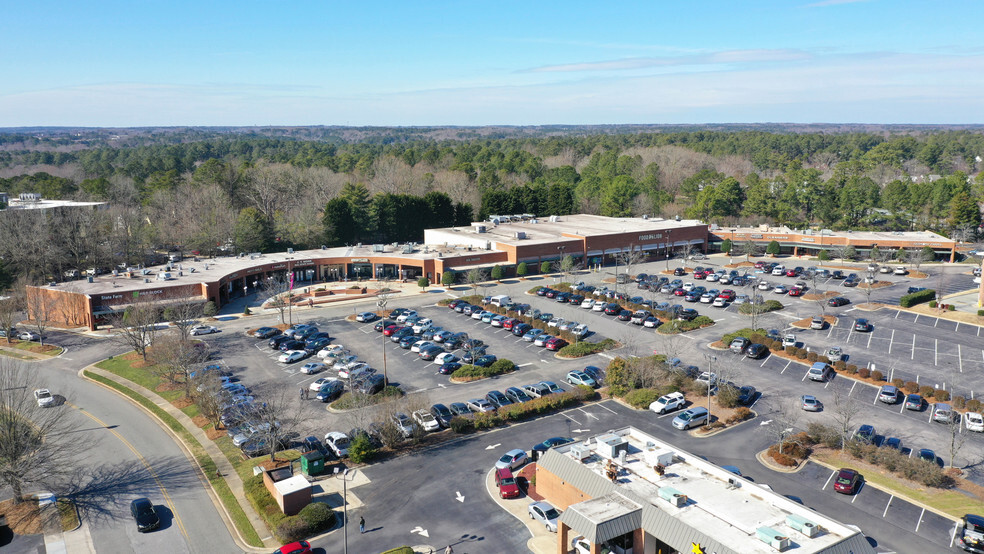 5603-5653 Creedmoor Rd, Raleigh, NC for rent - Building Photo - Image 1 of 9