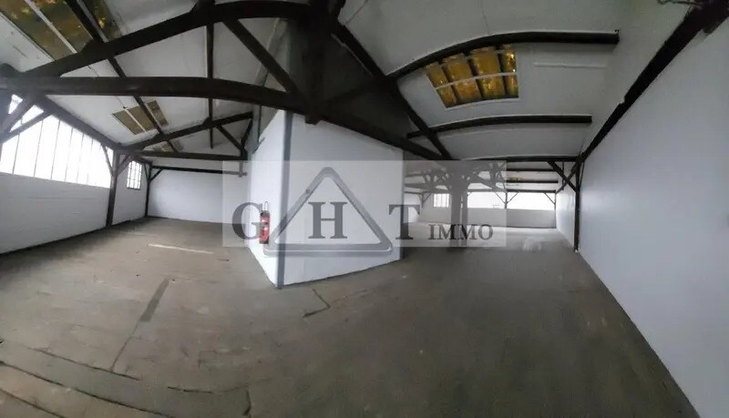 Industrial in Villeneuve-Saint-Georges to rent - Interior Photo - Image 3 of 8